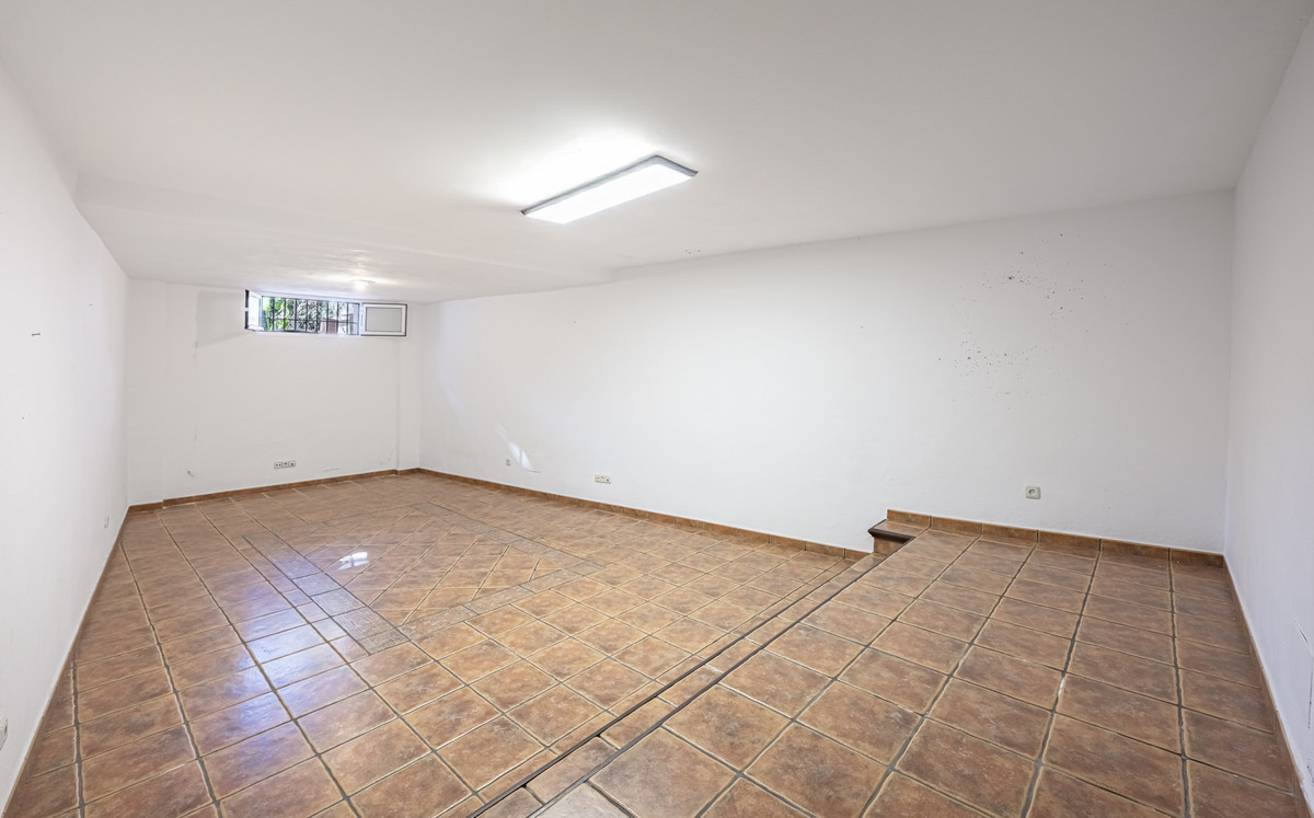 b48d547a07fb53fc868eafb0ddc47bf5 - 33