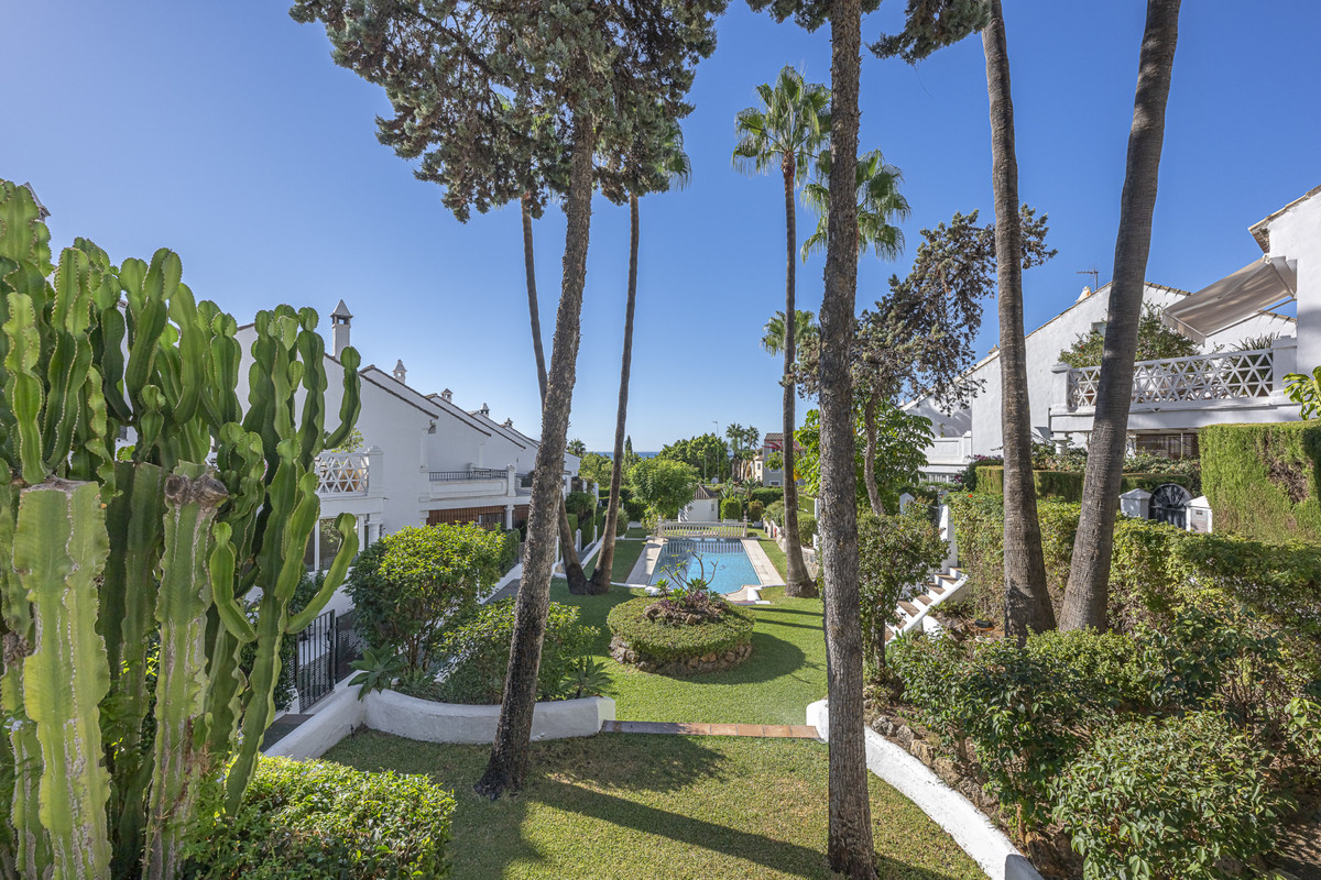 b48d547a07fb53fc868eafb0ddc47bf5 - 37