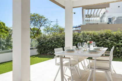 b495dd00644ee227bd6b43da77f8956a - 11