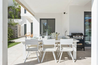 b495dd00644ee227bd6b43da77f8956a - 12