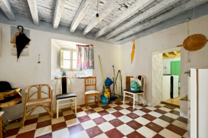 b4a159f4d9b93e2ecafec5e8b7ccee51 - 51