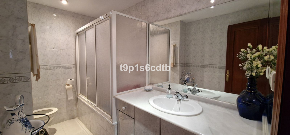 b538d7e8fb4bcc64566d74eb6fbd6bfd - 10