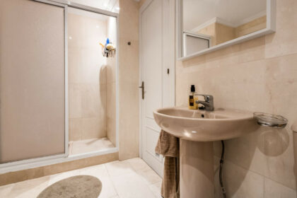 b58af84f92f2f667037532ef71ed3396 - 19