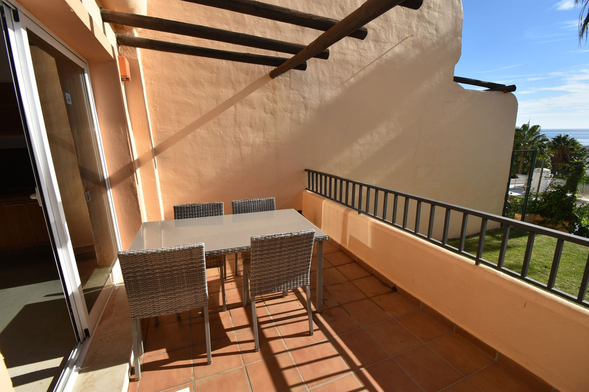 b5b86aa3b6feaf8cdf400e220dbe57b7 - 18