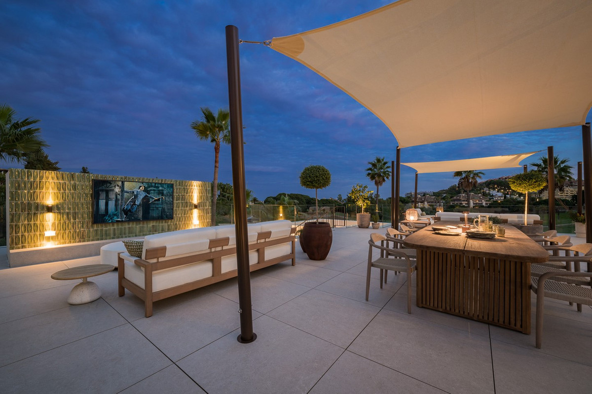 b697833487792c60229398628871d1af - 14