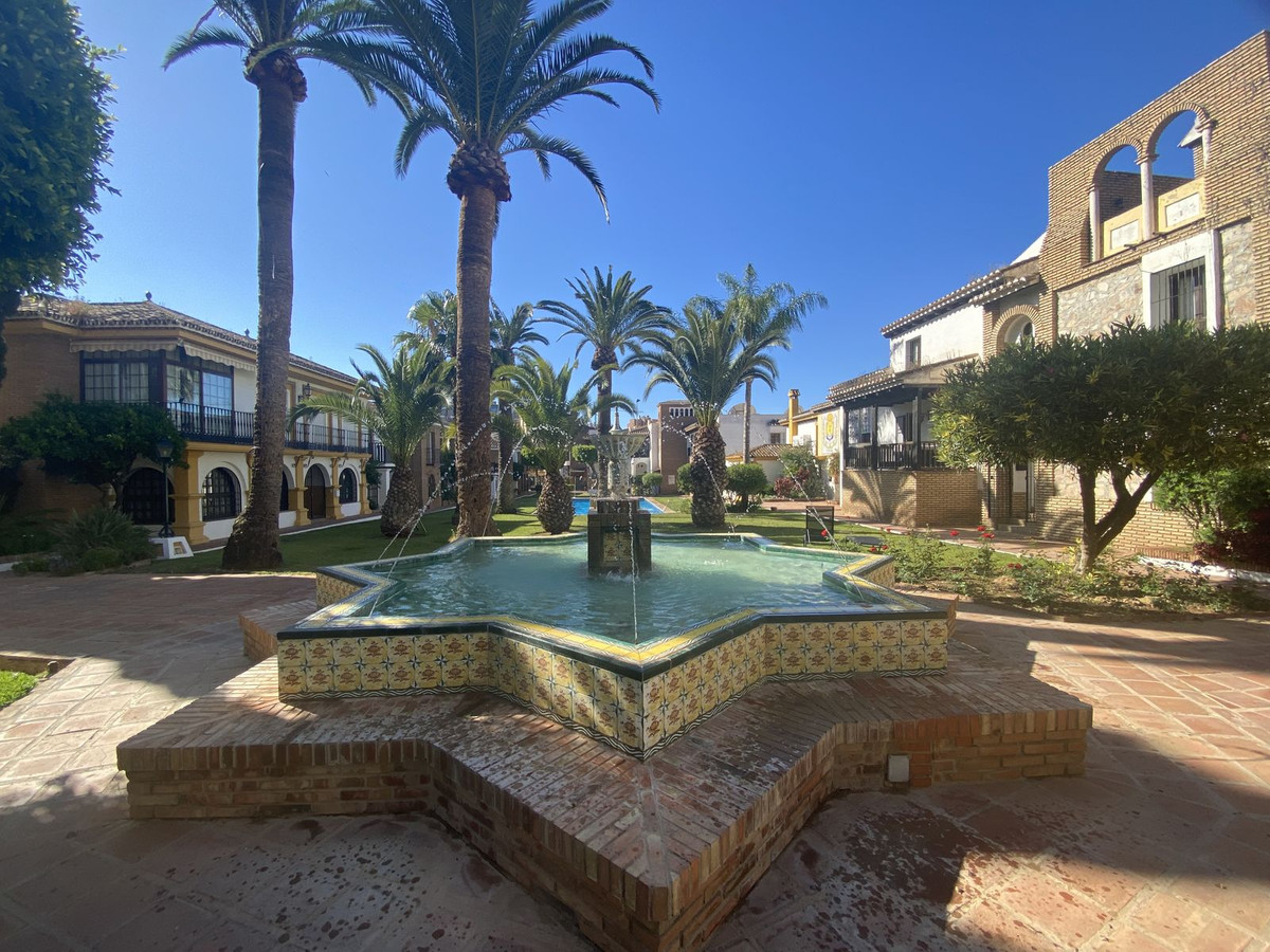 b6af5044a6a4049c2aba857c4e59af0a - 19