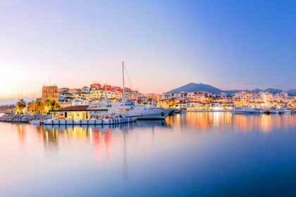 b6c23219d98455f7db5799a45ea13e75 - 30