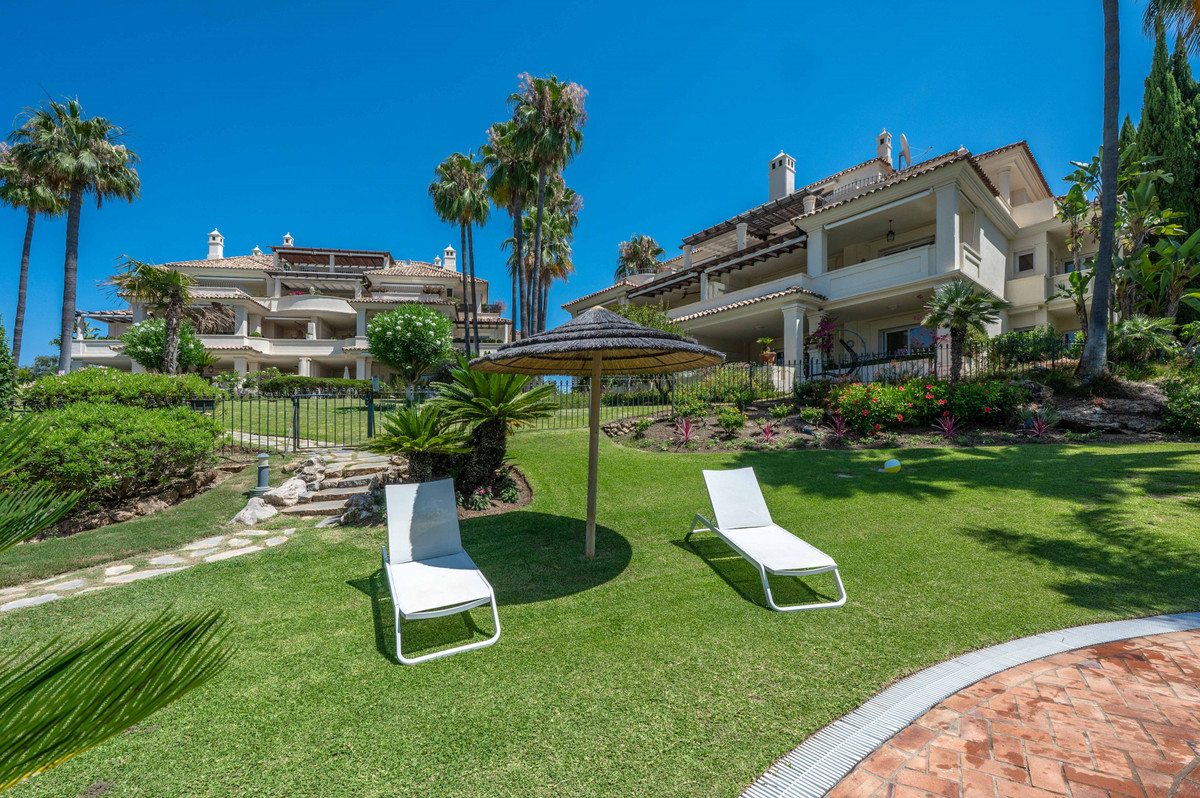 b712809718bafac489a2fb17d0838e18 - 22