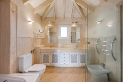 b712809718bafac489a2fb17d0838e18 - 7