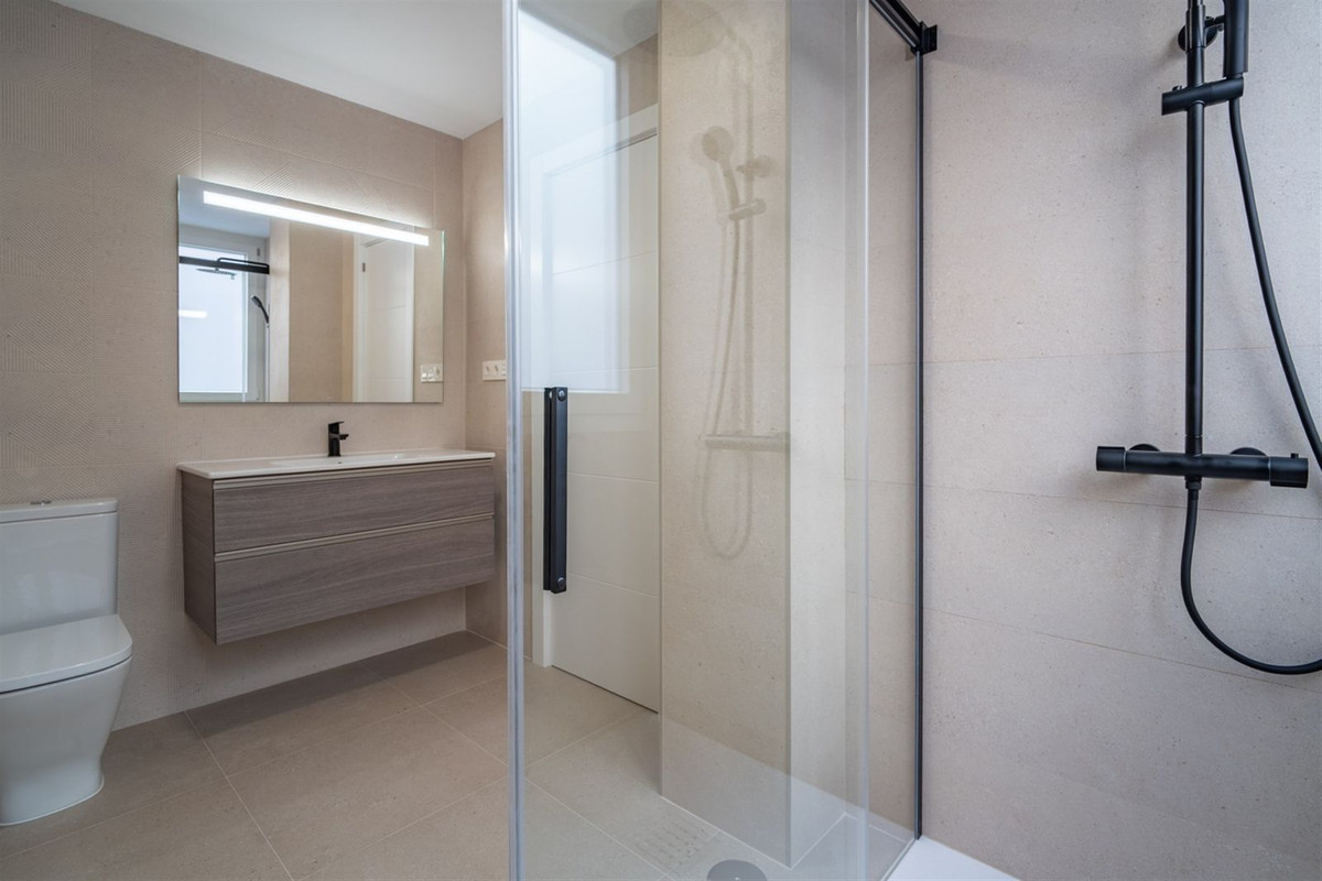 b78ce3e73f1a291606da7cd51a0f96b2 - 13