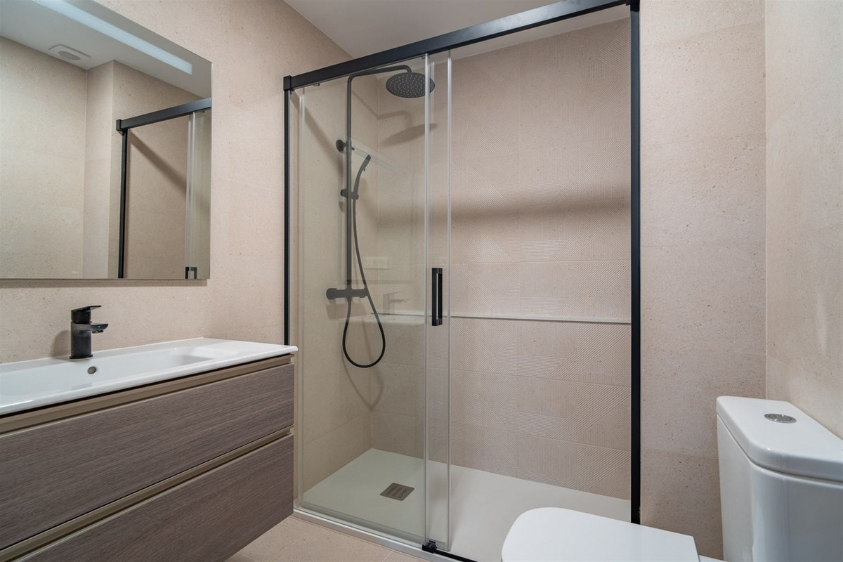 b78ce3e73f1a291606da7cd51a0f96b2 - 15