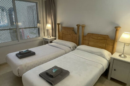 b82704c55e6ce16dc5d6f8396321d0ef - 7