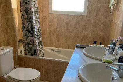 b896ac9f25b14ea6e59150239a58a1c4 - 7