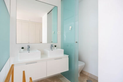 b8a075708a9ea07f570fc34a8c9be2bd - 14