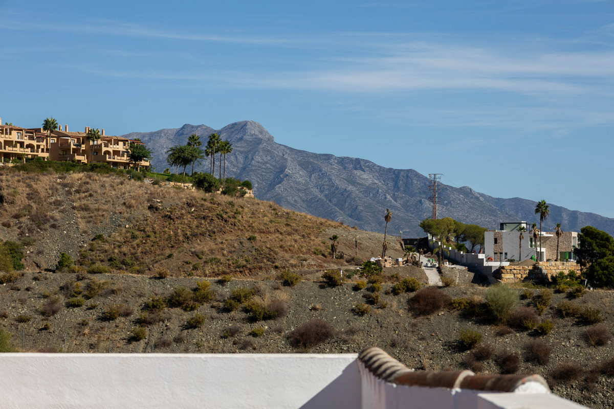 b8a075708a9ea07f570fc34a8c9be2bd - 31