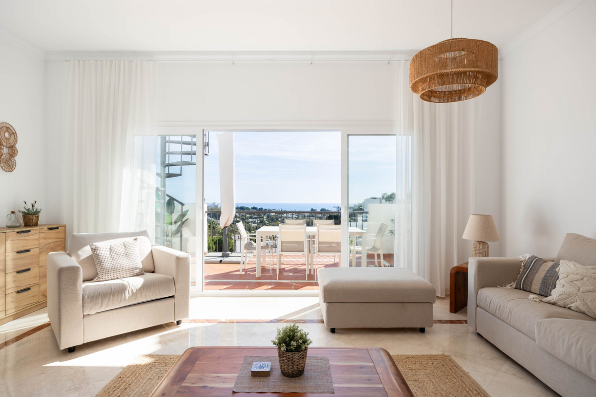 b8a075708a9ea07f570fc34a8c9be2bd - 4