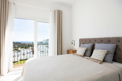 b8a075708a9ea07f570fc34a8c9be2bd - 9