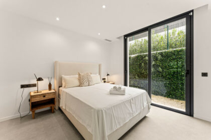 b8a31ffbd6efb7ef41dc794f24e5344d - 18