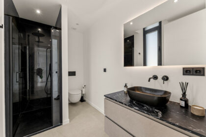 b8a31ffbd6efb7ef41dc794f24e5344d - 25