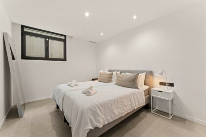 b8a31ffbd6efb7ef41dc794f24e5344d - 26