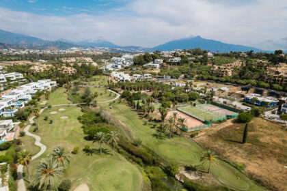 b8a31ffbd6efb7ef41dc794f24e5344d - 40