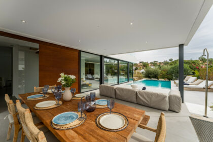 b8a31ffbd6efb7ef41dc794f24e5344d - 9