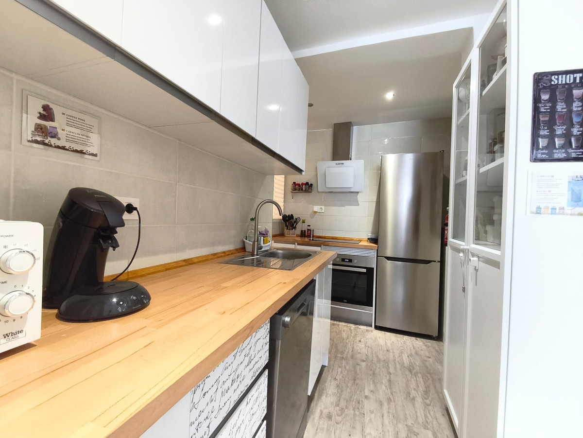 b8b6aa0b0d5016159df56ba60a9c3d16 - 1