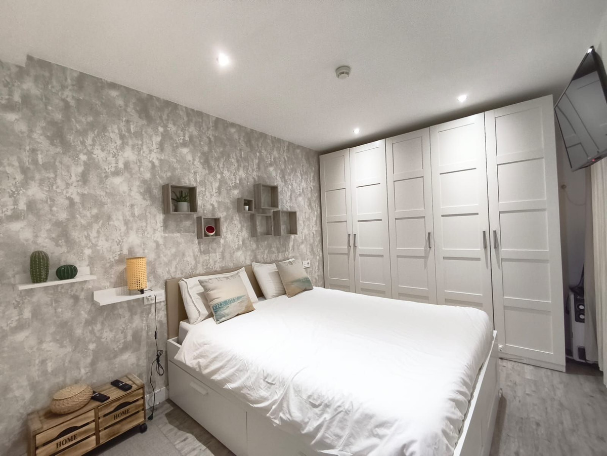 b8b6aa0b0d5016159df56ba60a9c3d16 - 10