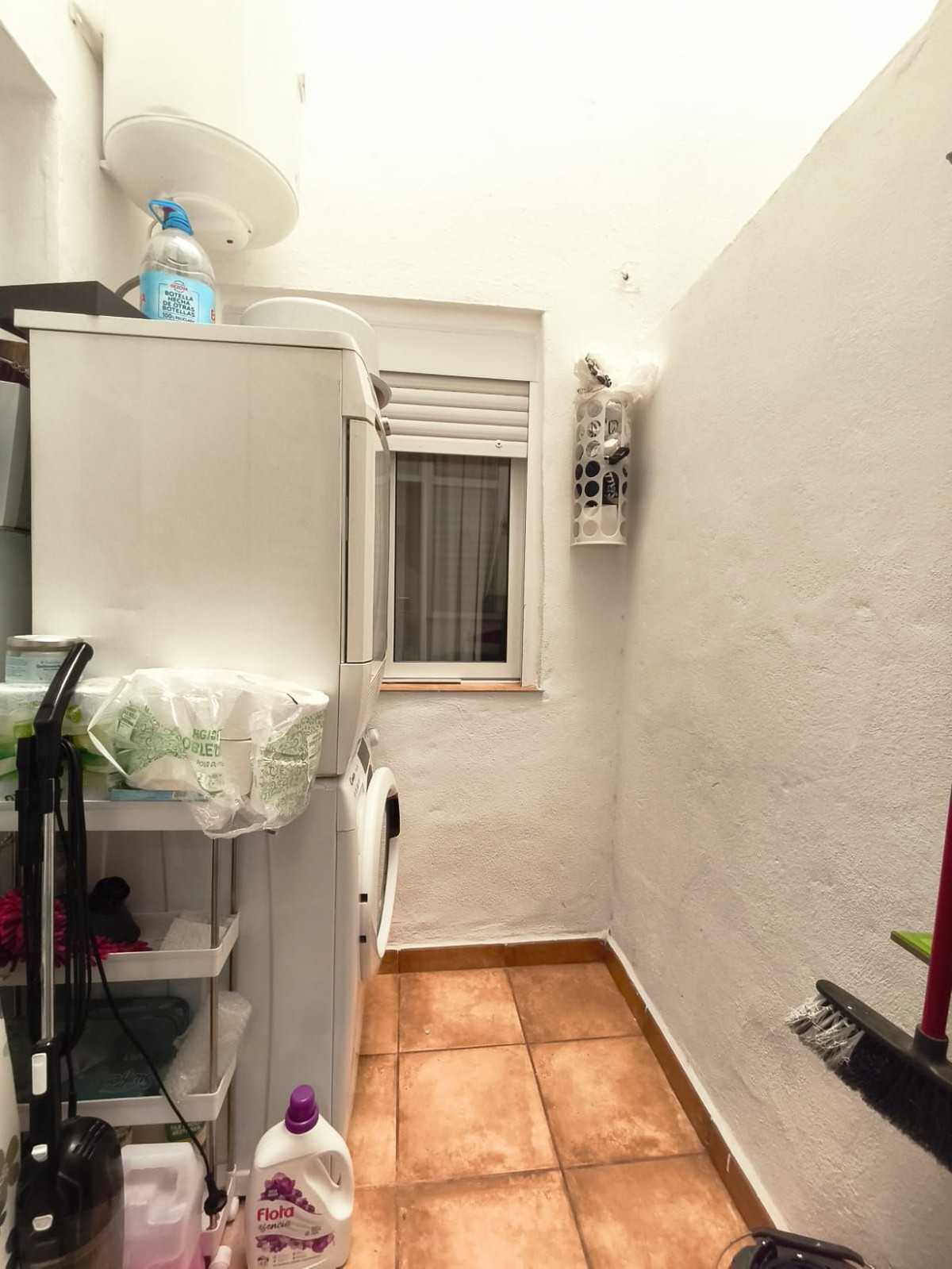 b8b6aa0b0d5016159df56ba60a9c3d16 - 2