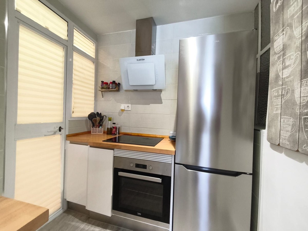 b8b6aa0b0d5016159df56ba60a9c3d16 - 4