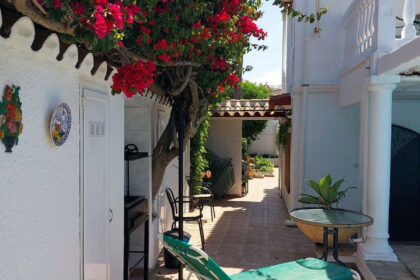 b93c4cd5a9b4f0b146ef4bc9d33b60b5 - 39