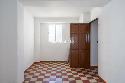 b941f726b2e15ebea4fcdd94e2e352bf - 15