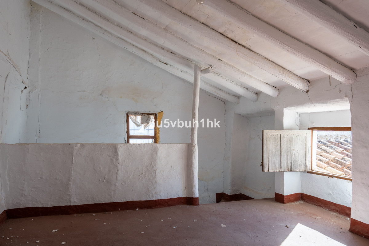 b941f726b2e15ebea4fcdd94e2e352bf - 20