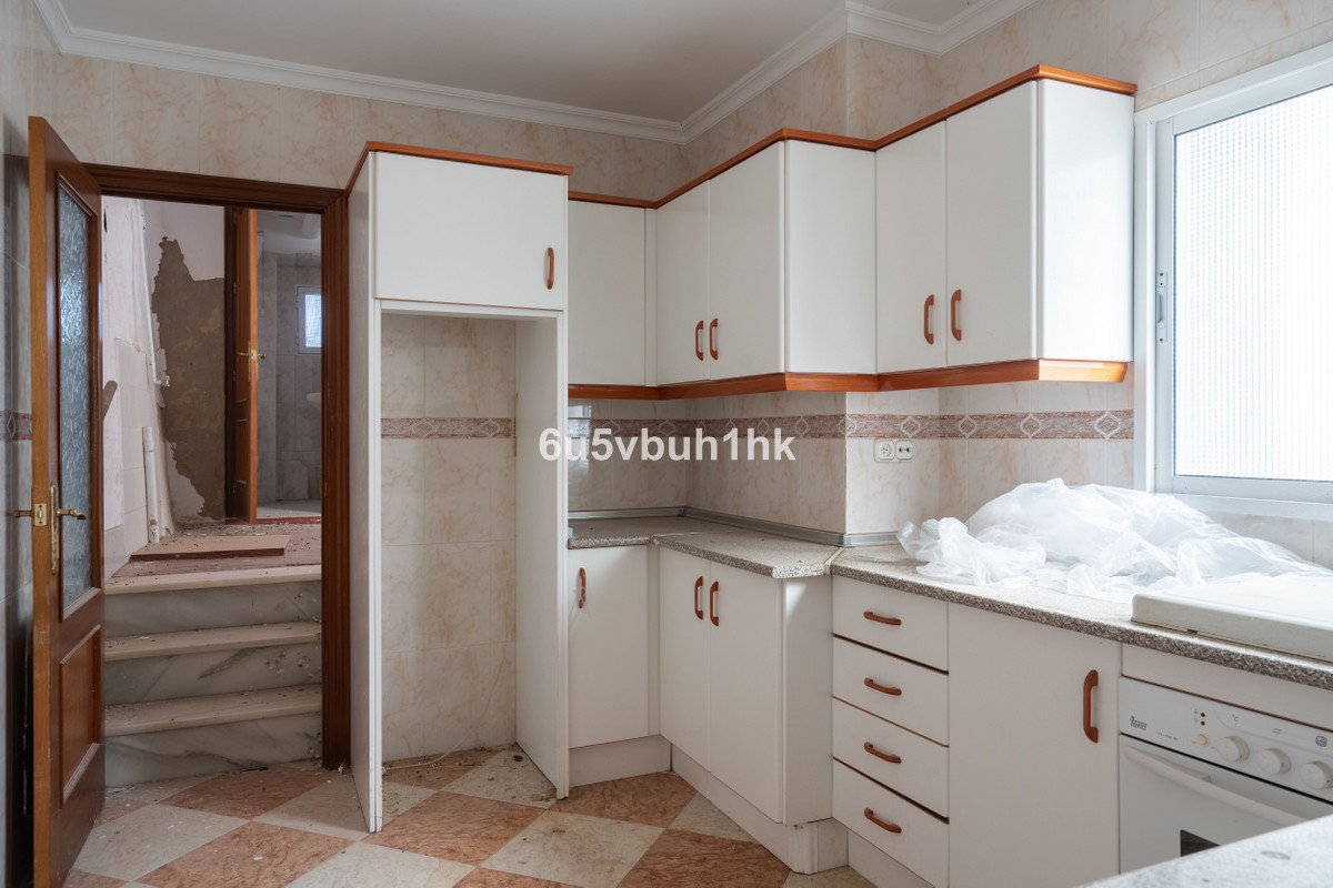 b941f726b2e15ebea4fcdd94e2e352bf - 4