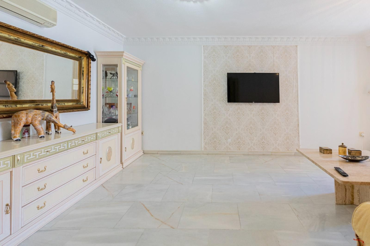 b9527fbc0ab013803e98753d9d01cfde - 6