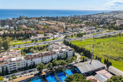 b98138ef80932be4a8f3c30a1c3827c1 - 31