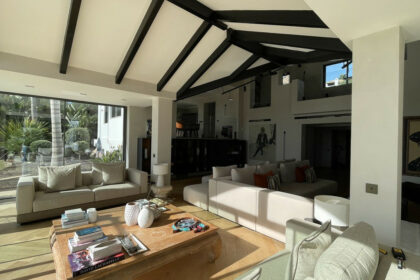 b9b22a974e27fb2d4a4064627c1de79e - 13