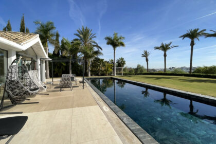 b9b22a974e27fb2d4a4064627c1de79e - 20