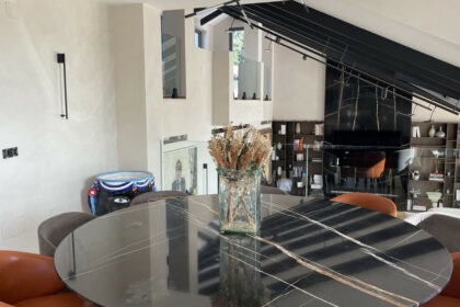 b9b22a974e27fb2d4a4064627c1de79e - 27