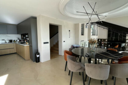 b9b22a974e27fb2d4a4064627c1de79e - 28