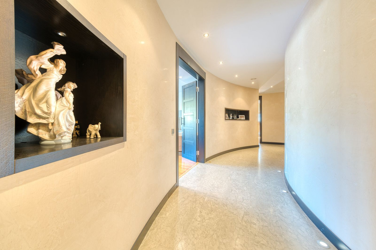 b9b9977a7425fafc0adf774e92ca54fa - 12