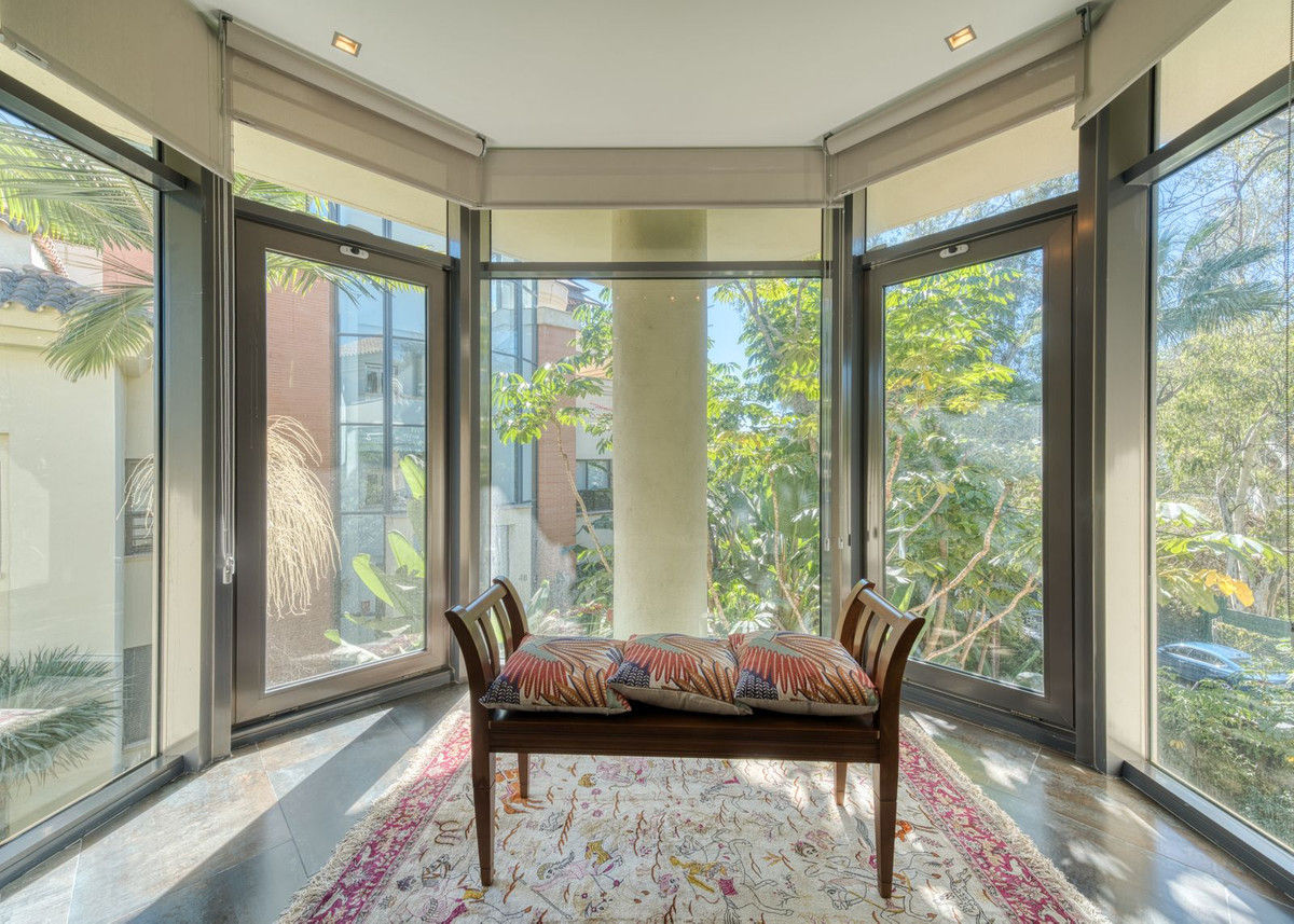 b9b9977a7425fafc0adf774e92ca54fa - 25