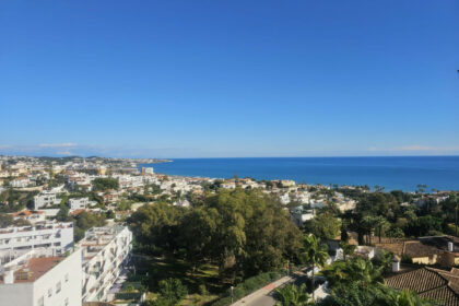 b9e07193bab172b204651099067dd897 - 1