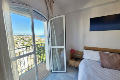 b9e07193bab172b204651099067dd897 - 10