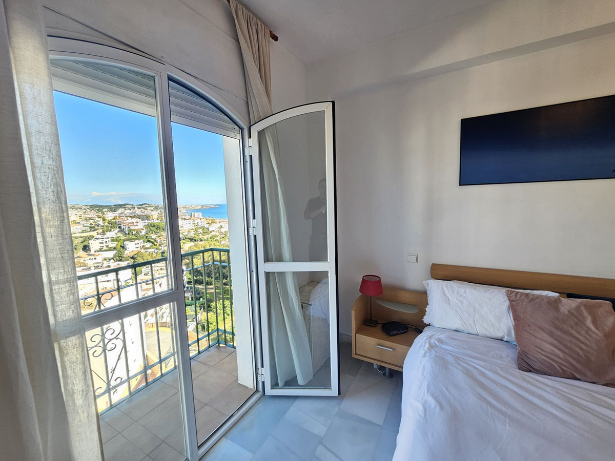 b9e07193bab172b204651099067dd897 - 10