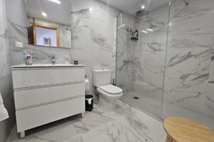 b9e07193bab172b204651099067dd897 - 13