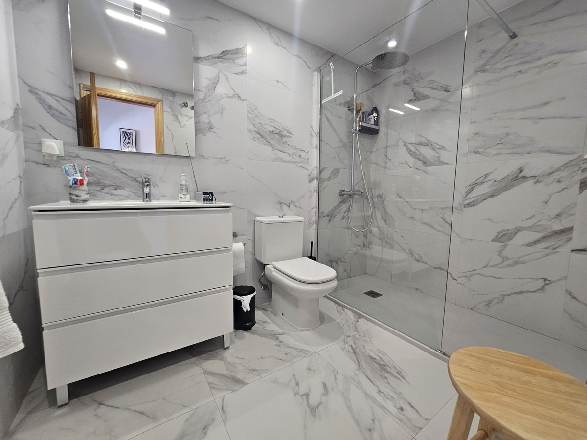 b9e07193bab172b204651099067dd897 - 13