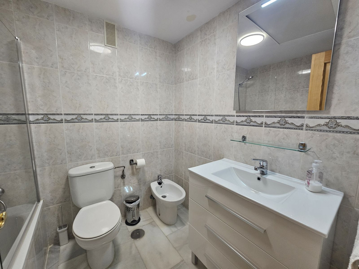 b9e07193bab172b204651099067dd897 - 14