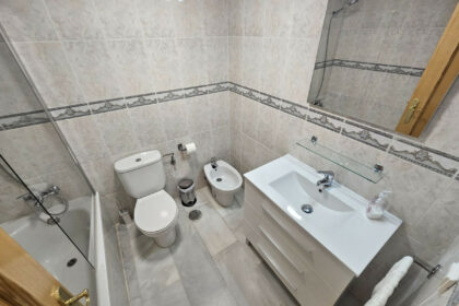 b9e07193bab172b204651099067dd897 - 15