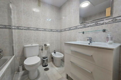 b9e07193bab172b204651099067dd897 - 23